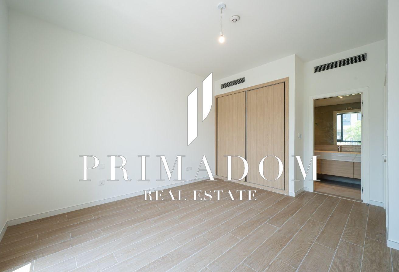 Corner Plot | Full Privacy | 4BR Townhouse | Ready photo 15