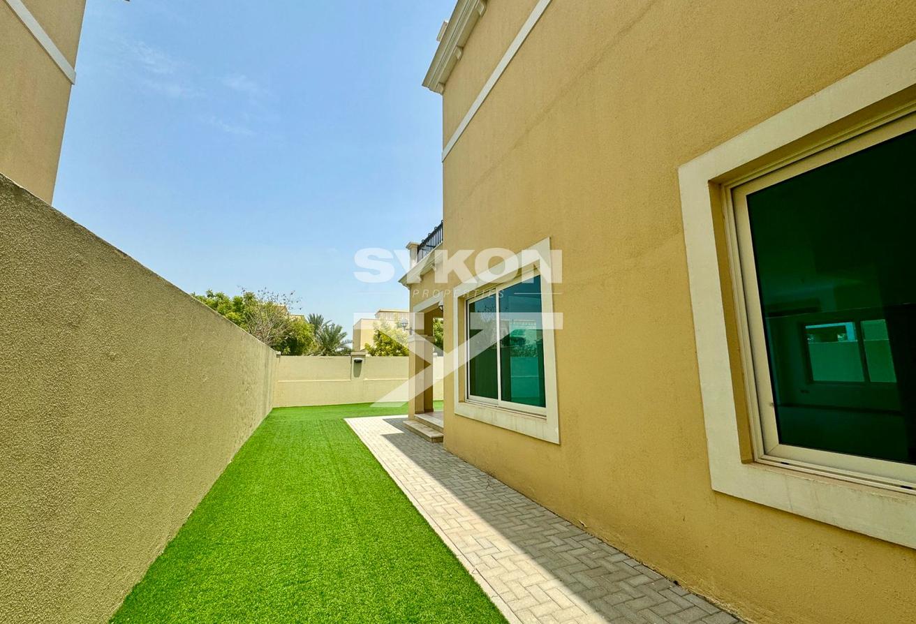 Huge 4 Bedrooms | Single Row | Landscaped Garden photo 19