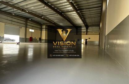 Warehouse - Studio - 2 Bathrooms for rent in Umm Al Thuoob - Umm Al Quwain