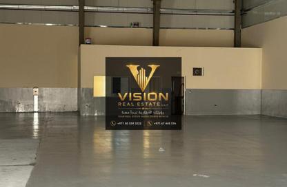 Warehouse - Studio - 2 Bathrooms for rent in Umm Al Thuoob - Umm Al Quwain