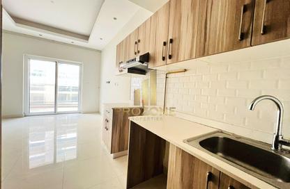 Apartment - Studio - 1 for rent in Hera Tower - Dubai Sports City - Dubai