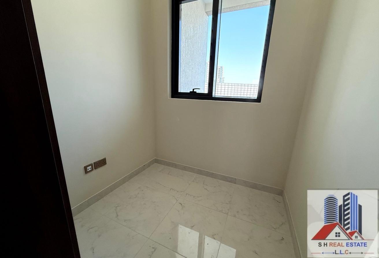 3-BR Apartment with Maids Room, only in 110k photo 13