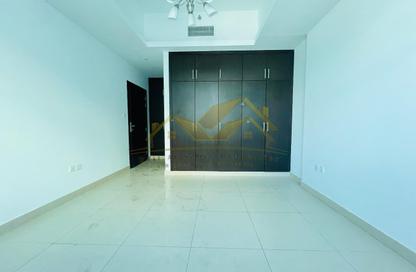 Apartment - 1 - 2 for rent in Meral Building - Jumeirah Garden City - Al Satwa - Dubai Apartment - 1 - 2 for rent in Meral Building - Jumeirah Garden City - Al Satwa - Dubai
