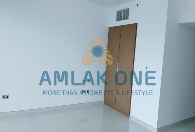 70268588 - صورة العقار 2