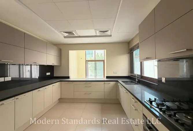 155523182 - Property Image 2