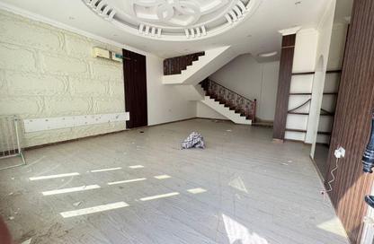 Apartment - 4 Bedrooms - 3 Bathrooms for rent in Al Mowaihat 3 - Al Mowaihat - Ajman