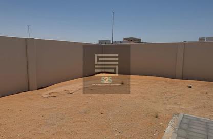 Villa - 4 - 7+ for sale in Fay Alreeman - Al Shamkha - Abu Dhabi