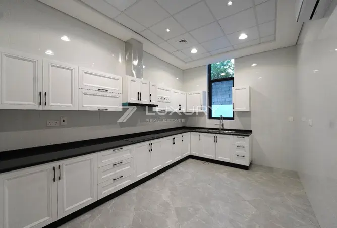 74634905 - Property Image 3
