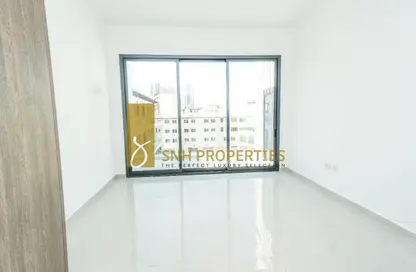 شقة - غرفة نوم - 2 حمامات للايجار في بناية 88 - ارجان - دبي