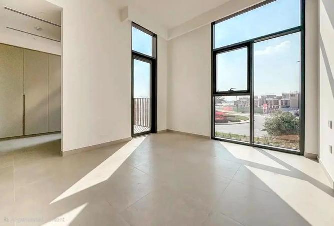 123831111 - Property Image 3