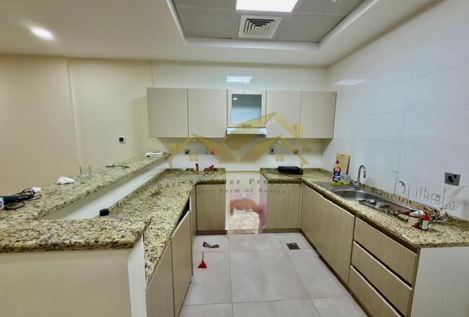 1 BR Apartment in near to Dubai Mall open View photo 3