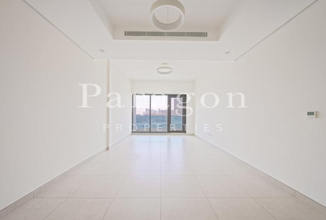 128353392 - Property Main Image