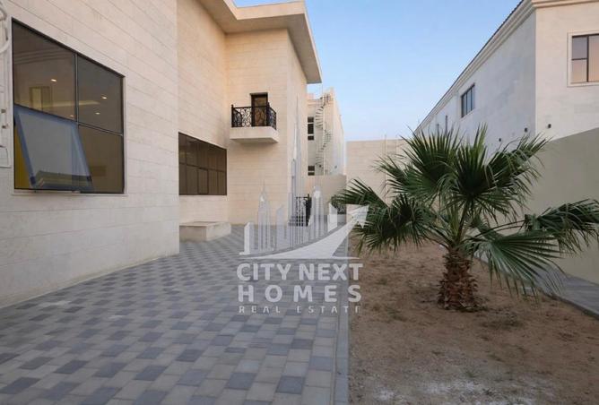 52790189 - Property Image 3