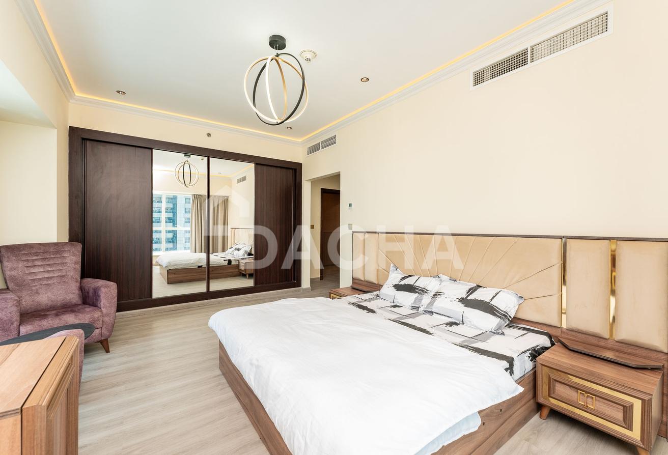 PENTHOUSE | Fully Upgraded | Full Sea View photo 13