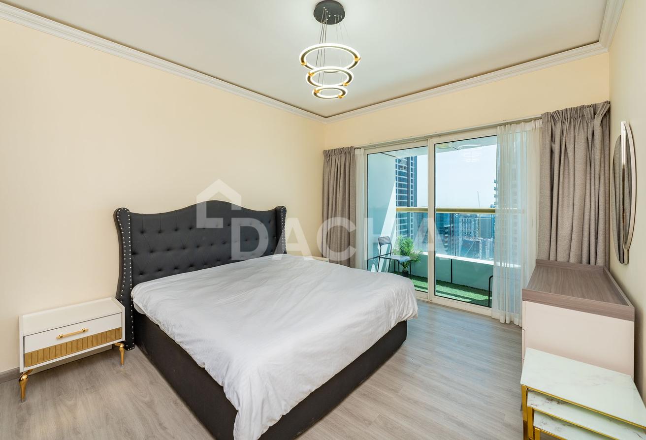 PENTHOUSE | Fully Upgraded | Full Sea View photo 15
