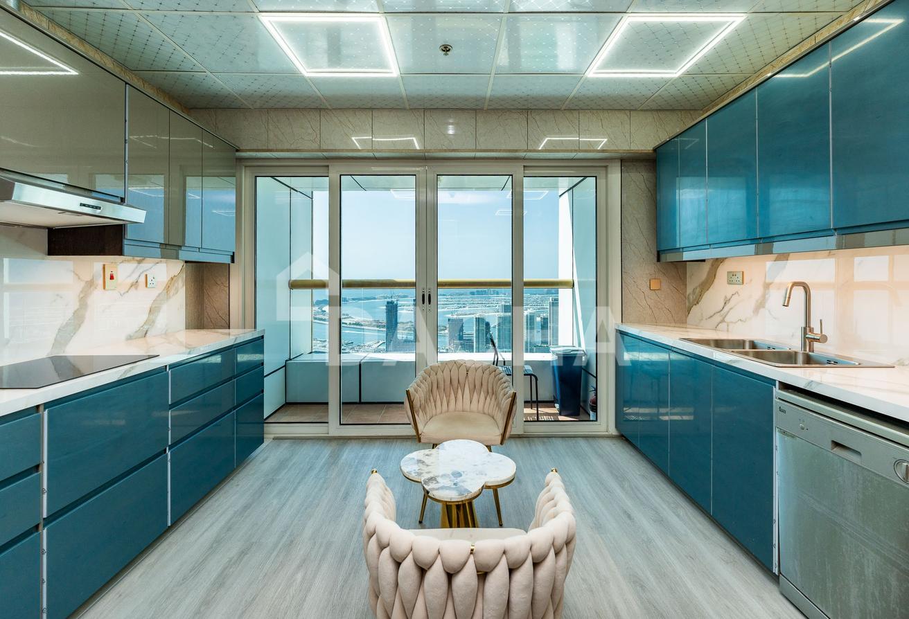 PENTHOUSE | Fully Upgraded | Full Sea View photo 8
