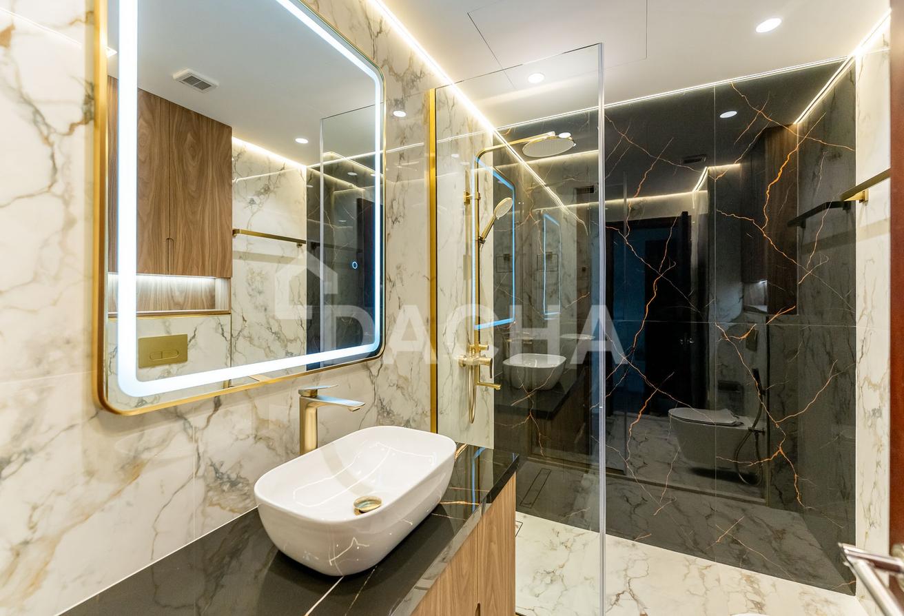 PENTHOUSE | Fully Upgraded | Full Sea View photo 19