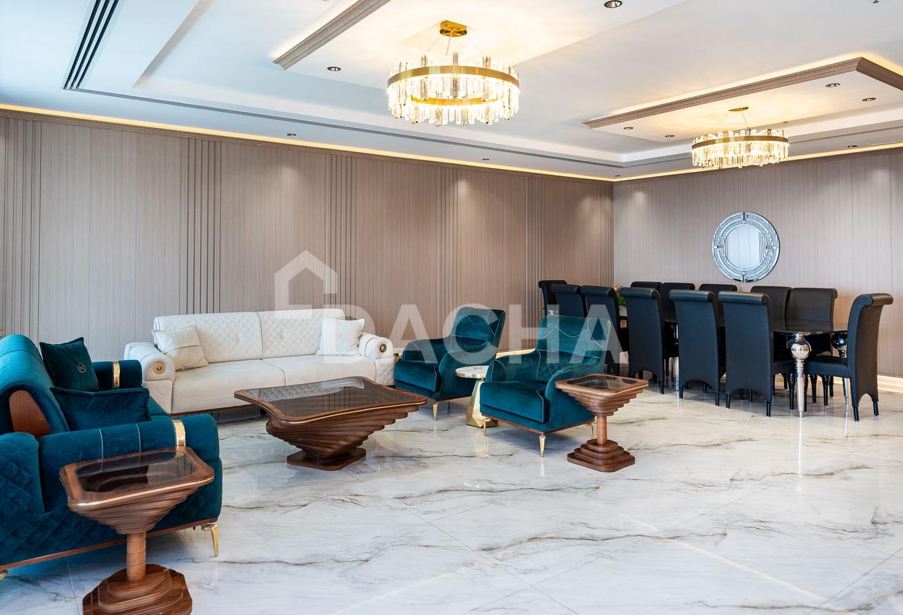 PENTHOUSE | Fully Upgraded | Full Sea View photo 4