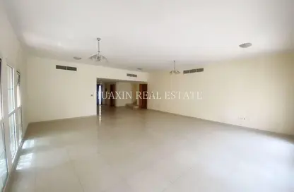 Villa - Studio - 4 Bathrooms for rent in Umm Suqeim 1 Villas - Umm Suqeim 1 - Umm Suqeim - Dubai