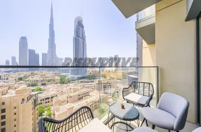 Apartment - 2 Bedrooms - 2 Bathrooms for rent in Burj Royale - Downtown Dubai - Dubai