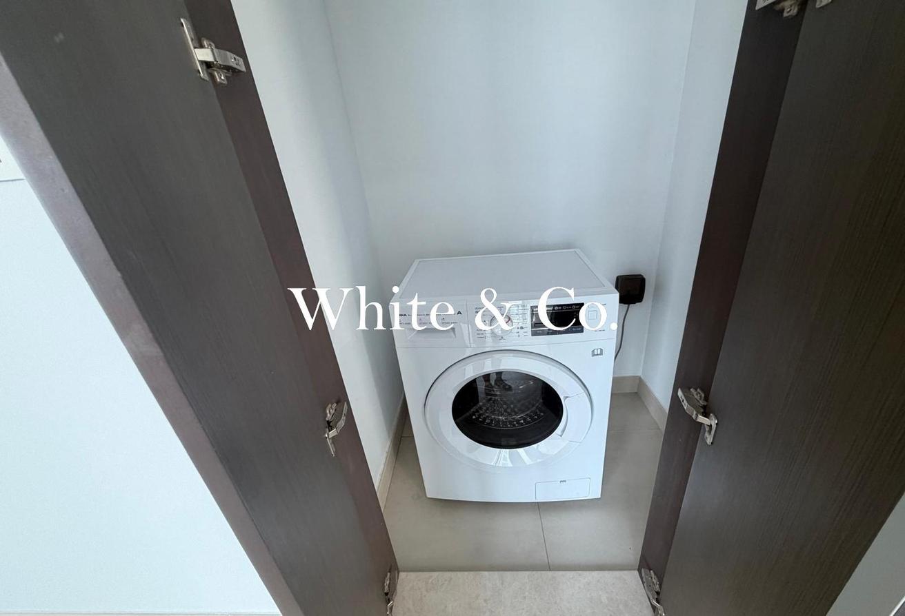 Vacant Now | Large Layout | Unfurnished photo 9