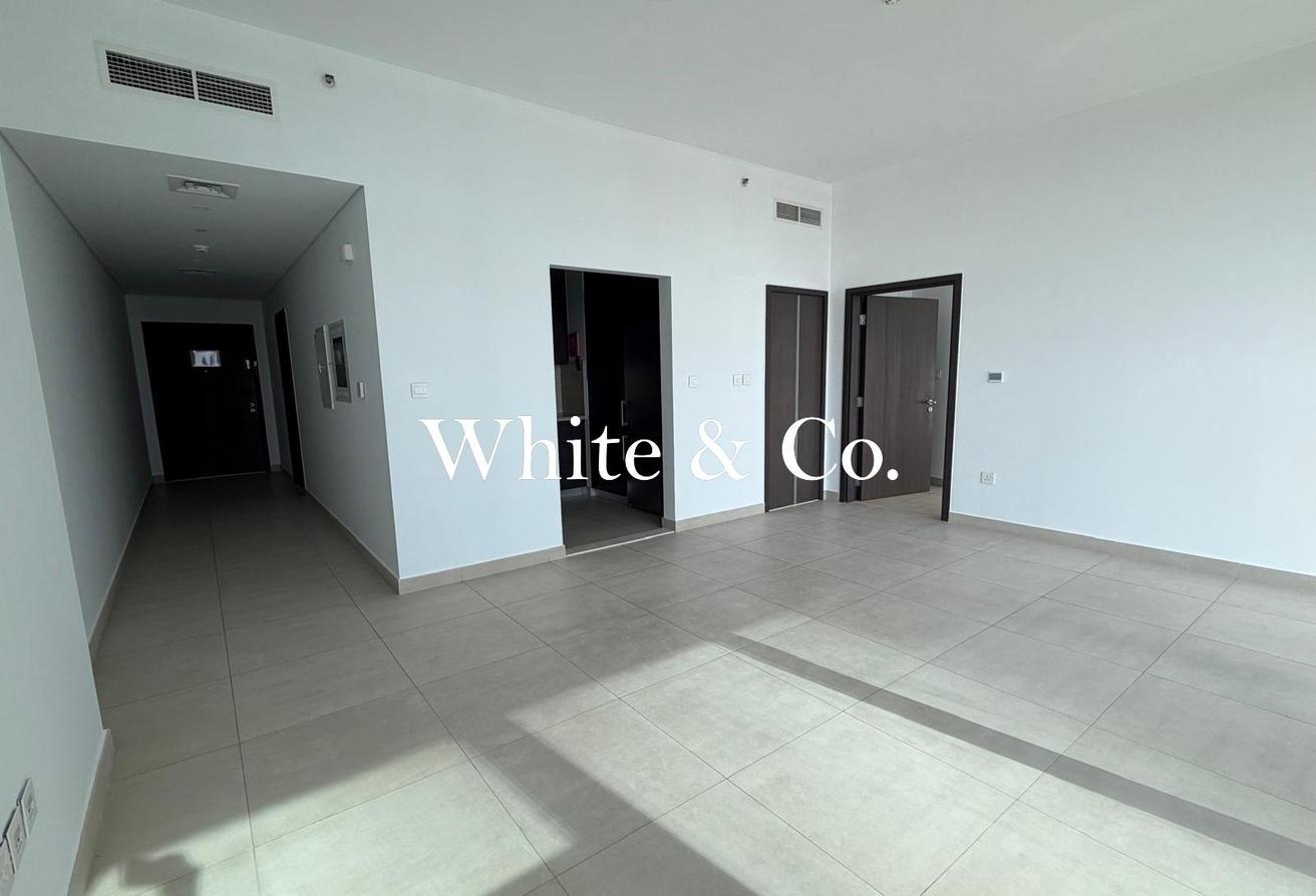Vacant Now | Large Layout | Unfurnished photo 2