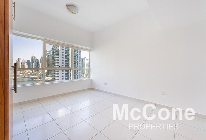 Full Marina View | Tenanted | Prime Location photo 3