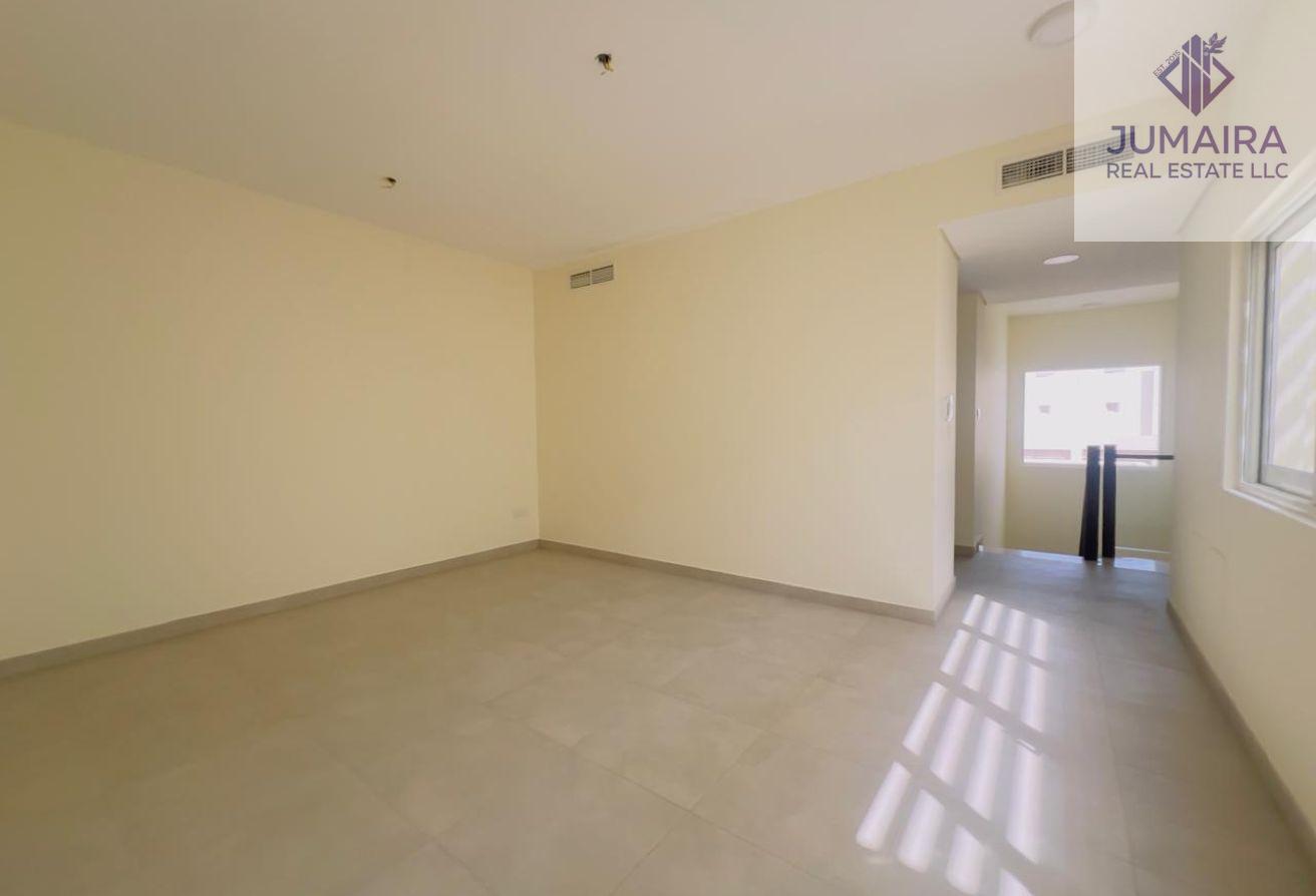 Hot Deal/Coastal-living 3BR+Maid Room Bermuda/Rent