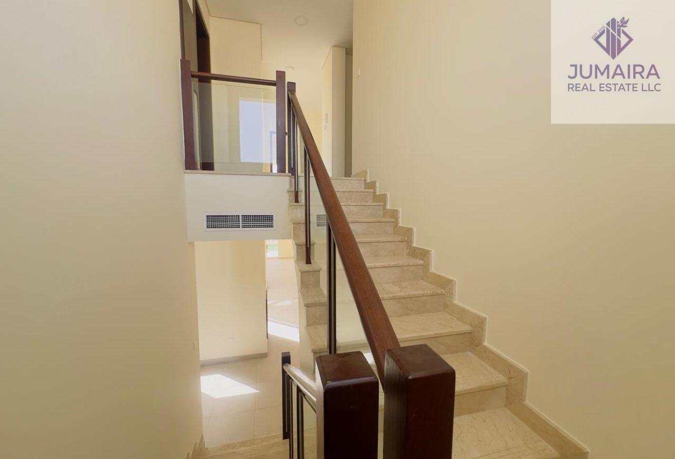 Hot Deal/Coastal-living 3BR+Maid Room Bermuda/Rent