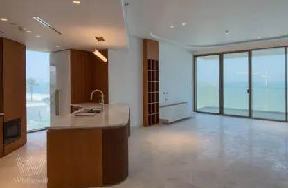 Apartment - 3 Bedrooms - 5 Bathrooms for sale in Ellington Beach House - Palm Jumeirah - Dubai