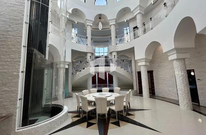 Villa - 7+ Bedrooms - 7+ Bathrooms for rent in Sector E - Emirates Hills - Dubai Villa - 7+ Bedrooms - 7+ Bathrooms for rent in Sector E - Emirates Hills - Dubai