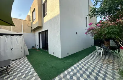 Townhouse - 3 Bedrooms - 5 Bathrooms for sale in Nasma Residence - Al Tai - Sharjah