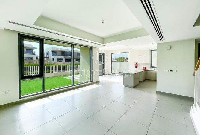 60130805 - Property Image 2