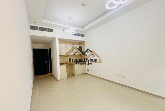 83668738 - Property Image 3