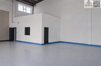 Warehouse - Studio - 1 for rent in Umm Al Thuoob - Umm Al Quwain