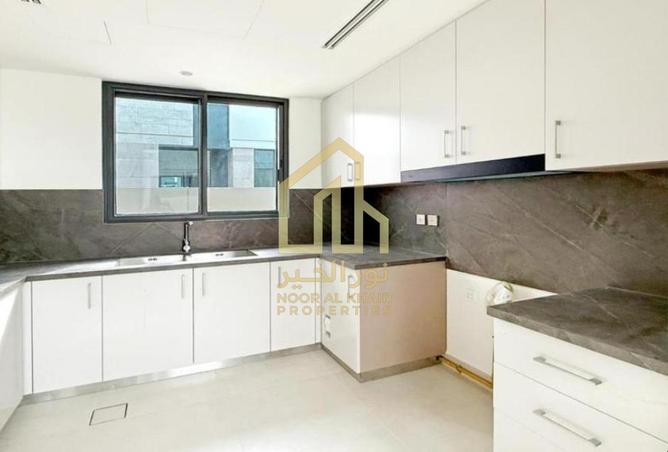 125190611 - Property Image 3