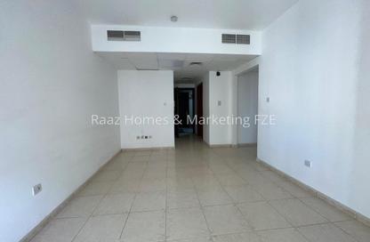 Apartment - 1 - 1 for rent in Al Plaza Building - Al Ghuair - Al Gharb - Sharjah Apartment - 1 - 1 for rent in Al Plaza Building - Al Ghuair - Al Gharb - Sharjah