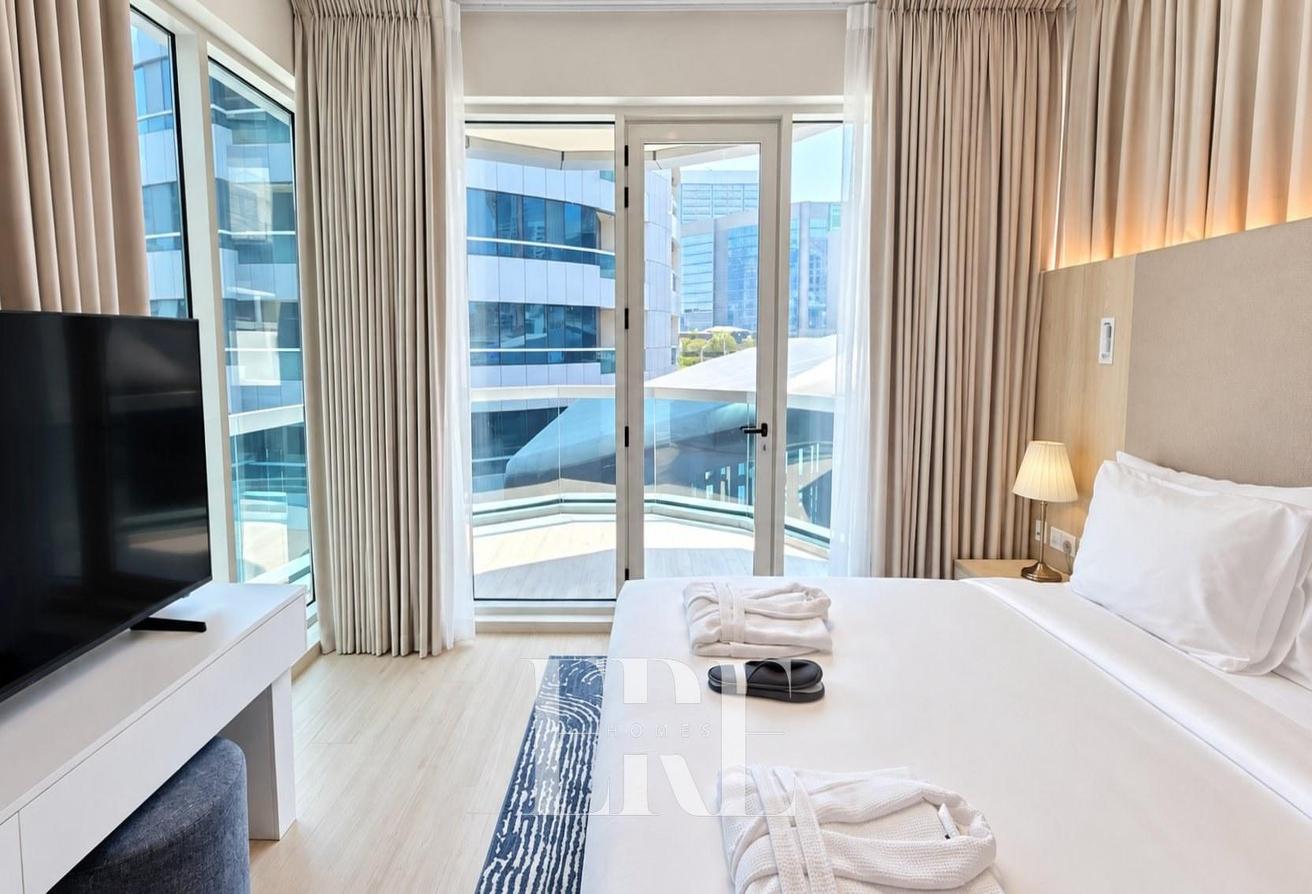 Available Now | Fully Furnished | Spacious Layout photo 8