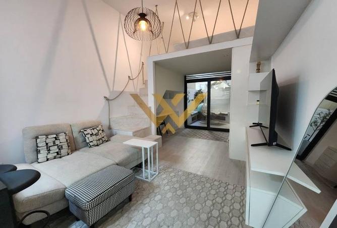 100823418 - Property Image 2