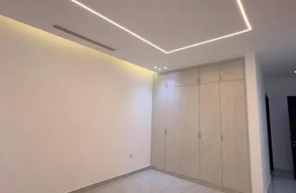 فيلا - 5 غرف نوم - 5 حمامات للايجار في الحليو 2 - الحليو - عجمان