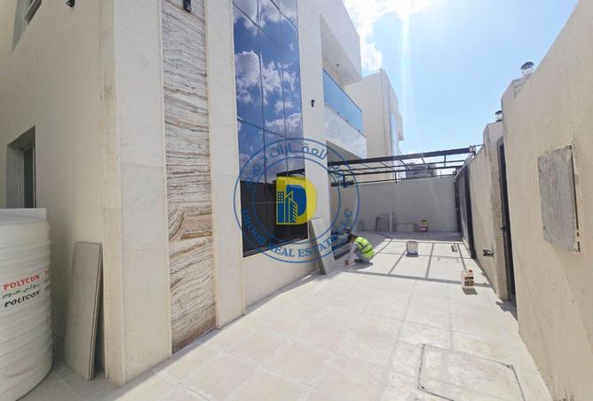 70706259 - Property Image 2