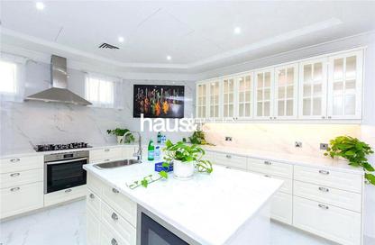 Villa - 4 Bedrooms - 5 Bathrooms for rent in Garden Homes Frond D - Garden Homes - Palm Jumeirah - Dubai