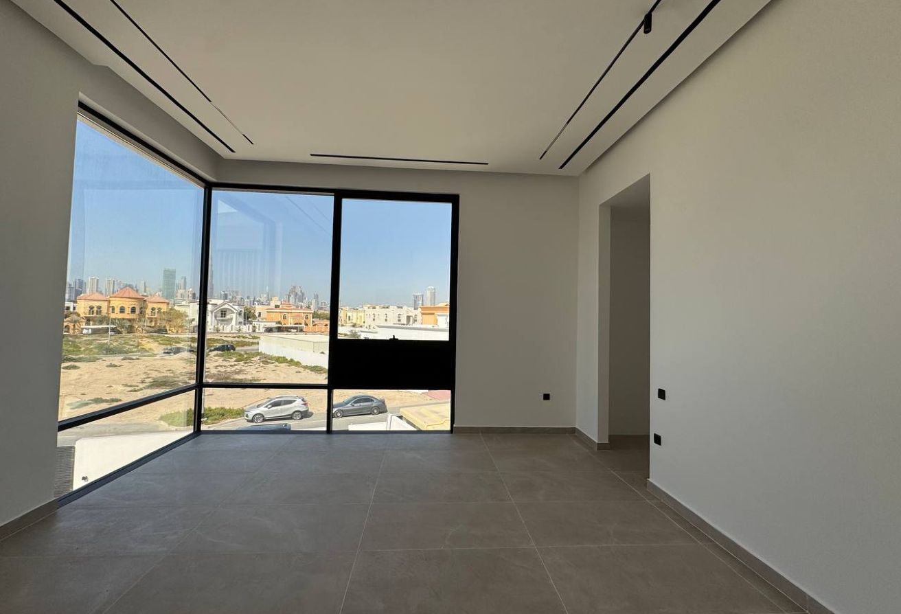 MODERN 7BR VILLA | LAVISH GARDEN | PRIME LOCATION - 17