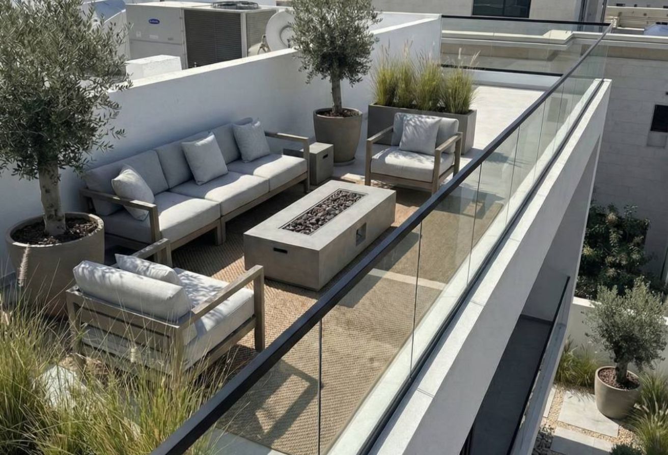 MODERN 7BR VILLA | LAVISH GARDEN | PRIME LOCATION - 10