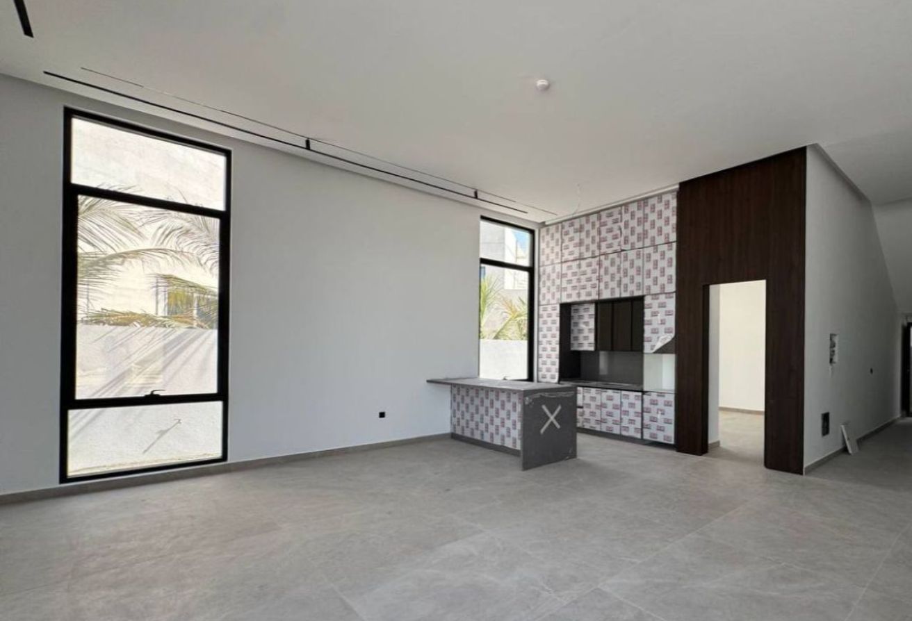 MODERN 7BR VILLA | LAVISH GARDEN | PRIME LOCATION - 16