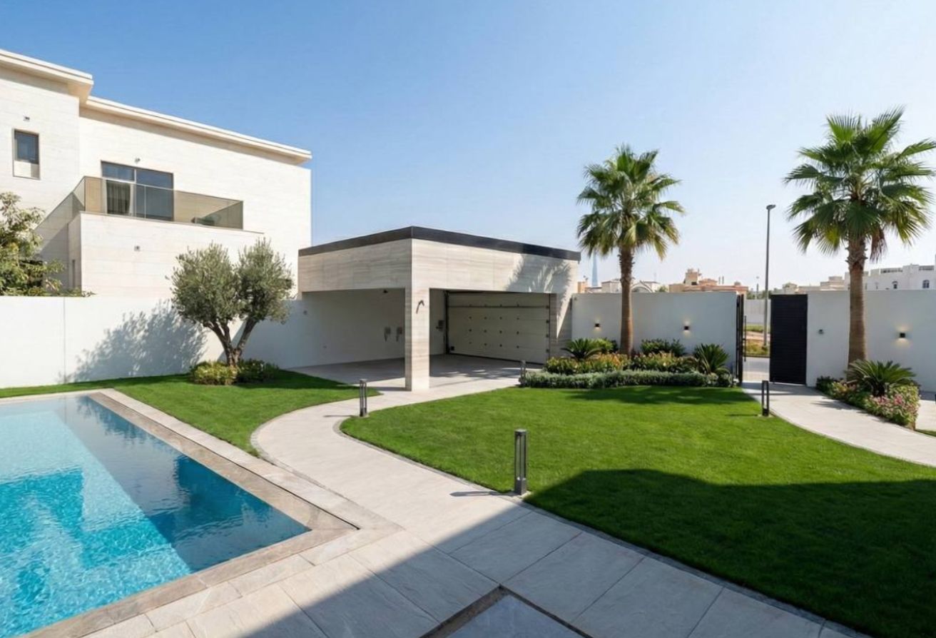 MODERN 7BR VILLA | LAVISH GARDEN | PRIME LOCATION - 3
