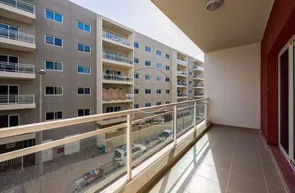 Apartment - 2 Bedrooms - 2 Bathrooms for sale in Tower 33 - Al Reef Downtown - Al Reef - Abu Dhabi