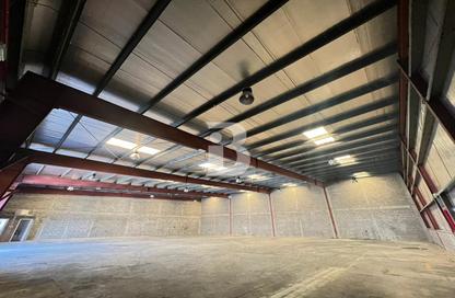 Warehouse - Studio for rent in Dubai Investment Park 1 (DIP 1) - Dubai Investment Park (DIP) - Dubai
