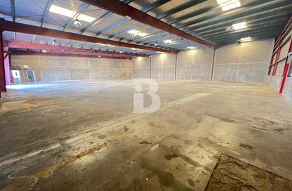 Warehouse - Studio for rent in Dubai Investment Park 1 (DIP 1) - Dubai Investment Park (DIP) - Dubai