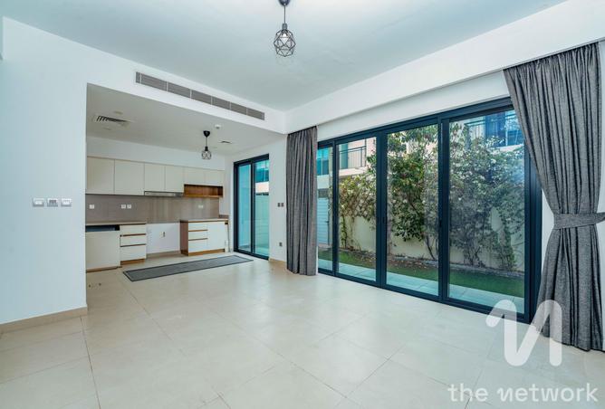 74232080 - Property Image 2